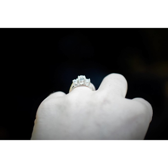 Alternative raw stone engagement ring Sterling Silver Promise Ring gift … - Picture 4 of 5